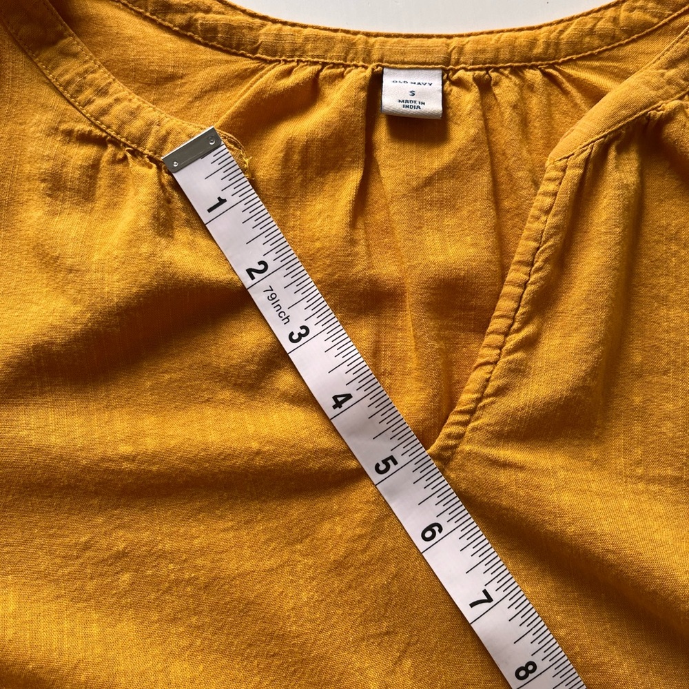 Old Navy blouse - Picture 3 of 6